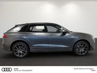 Gebraucht Audi Q8 Ambiente 381 PS (280 kW) 2021 Daytonagrau perleffekt SUV