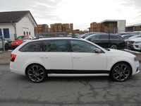 Gebraucht Skoda Octavia RS 220 PS (161 kW) 2015 Weiß Kombi
