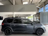 Gebraucht Dacia Jogger Extreme 110 PS (80 kW) 2023 Grau metallic Van / Kleinbus