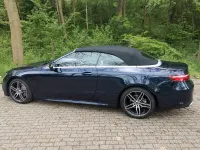 Gebraucht Mercedes E220 194 PS (142 kW) 2020 Blau Cabrio