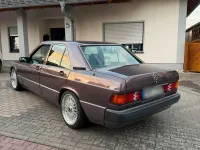 Gebraucht Mercedes 190 118 PS (86 kW) 1990 Andere farben Limousine