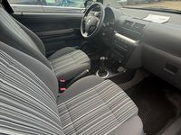 Gebraucht VW Fox 54 PS (39 kW) 2010 Grau Kleinwagen