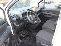 Gebraucht Toyota Proace 102 PS (75 kW) 2024 Weiß Van / Kleinbus