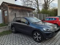 Gebraucht VW Touareg 262 PS (192 kW) 2015 Grau SUV