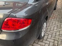 Gebraucht Fiat Linea 90 PS (66 kW) 2008 Braun Limousine