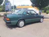 Gebraucht Mercedes 190 160 PS (117 kW) 1992 Grün Limousine