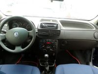 Gebraucht Fiat Punto Dynamic 60 PS (44 kW) 2004 Blau metallic Kleinwagen