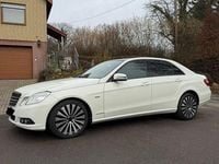 Gebraucht Mercedes E220 170 PS (125 kW) 2009 Weiß Limousine