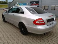 Gebraucht Mercedes CLK200 Avantgarde 163 PS (119 kW) 2003 Silber Coupé