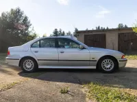 Käytetty BMW 523 170 HP (125 kW) 2000 Hopea Sedan