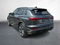 Neu Audi Q6 e-tron Performance 225 kW (306 PS) 2026 Daytonagrau perleffekt SUV