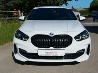 Gebraucht BMW 118 Performance 136 PS (100 kW) 2023 Alpinweiß Kleinwagen