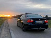 Gebraucht BMW 320 150 PS (110 kW) 2006 Blau Limousine