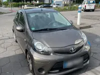 Gebraucht Toyota Aygo 68 PS (50 kW) 2012 Braun Kleinwagen