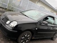 Gebraucht VW Polo 64 PS (47 kW) 2004 Schwarz Kleinwagen