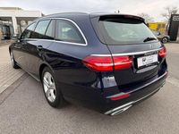 Gebraucht Mercedes E220 Avantgarde 194 PS (142 kW) 2016 Blau Kombi