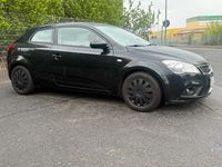 Usado Kia Ceed 125 HP (91 kW) 2012 Preto Citadino