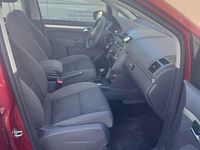 Gebraucht VW Touran 105 PS (77 kW) 2013 Rot Van / Kleinbus