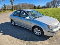 Gebraucht Kia Cerato 105 PS (77 kW) 2004 Silber Limousine