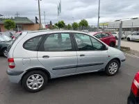 Gebraucht Renault Scénic 107 PS (78 kW) 1999 Silber Van / Kleinbus