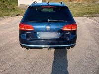 Gebraucht VW Passat Highline 299 PS (219 kW) 2014 Blau Limousine