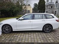 Gebraucht BMW 320 184 PS (135 kW) 2023 Weiß Kombi