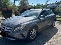 Gebraucht Mercedes GLA220 177 PS (130 kW) 2014 Silber SUV