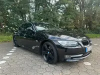 Gebraucht BMW 330 245 PS (180 kW) 2012 Schwarz Cabrio