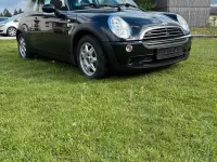 Używany Mini Cooper Seven 90 KM (66 kW) 2005 Czarny Hatchback