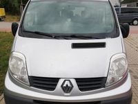 Second-hand Renault Trafic 112 CP (82 kW) 2011 Gri Monovolum