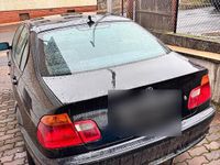 Gebraucht BMW 320 136 PS (100 kW) 2000 Schwarz Limousine