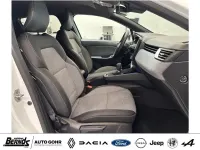 Gebraucht Renault Clio V Techno 143 PS (105 kW) 2025 Blanc glacier Limousine