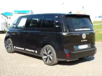 Gebraucht VW ID. Buzz Pro 150 kW (204 PS) 2022 Deep black perleffekt Van / Kleinbus