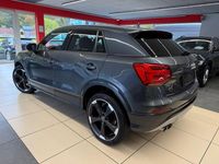 Gebraucht Audi Q2 Sport 150 PS (110 kW) 2018 Grau SUV
