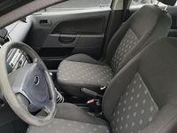 Gebraucht Ford Fiesta 69 PS (50 kW) 2004 Schwarz Kleinwagen