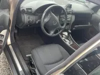 Gebraucht Mercedes C200 163 PS (119 kW) 2002 Silber Limousine