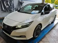Gebraucht Nissan Leaf N-Connecta 160 kW (218 PS) 2024 Pearl white/black m Kleinwagen
