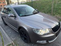 Gebraucht Skoda Superb Elegance 170 PS (125 kW) 2010 Violet Kombi