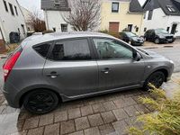 Gebraucht Hyundai i30 109 PS (80 kW) 2012 Grau Kleinwagen