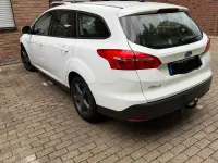 Gebraucht Ford Focus 105 PS (77 kW) 2015 Weiß Kombi