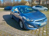 Gebraucht Hyundai i30 135 PS (99 kW) 2013 Blau Limousine