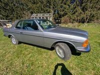 Gebraucht Mercedes 230 110 PS (80 kW) 1977