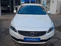 Gebraucht Volvo S60 Linje Svart 190 PS (139 kW) 2018 Weiß Limousine