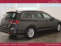Gebraucht VW Passat Business 150 PS (110 kW) 2024 Mangangrau metallic Kombi