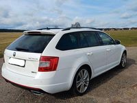 Gebraucht Skoda Octavia RS 184 PS (135 kW) 2015 Weiß Kleinwagen
