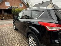 Gebraucht Ford Kuga 140 PS (102 kW) 2013 Schwarz SUV