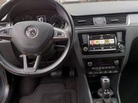 Gebraucht Skoda Rapid Joy 125 PS (91 kW) 2016 Grau Kleinwagen