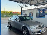 Second-hand Mercedes C180 Classic 156 CP (114 kW) 2007 Negru Berlinǎ