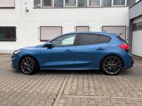 Usata Ford Focus ST 280 CV (205 kW) 2020 Blu Berlina