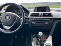 gebraucht BMW 318 D / 2 Liter / 143ps Kombi/ Bj.2013